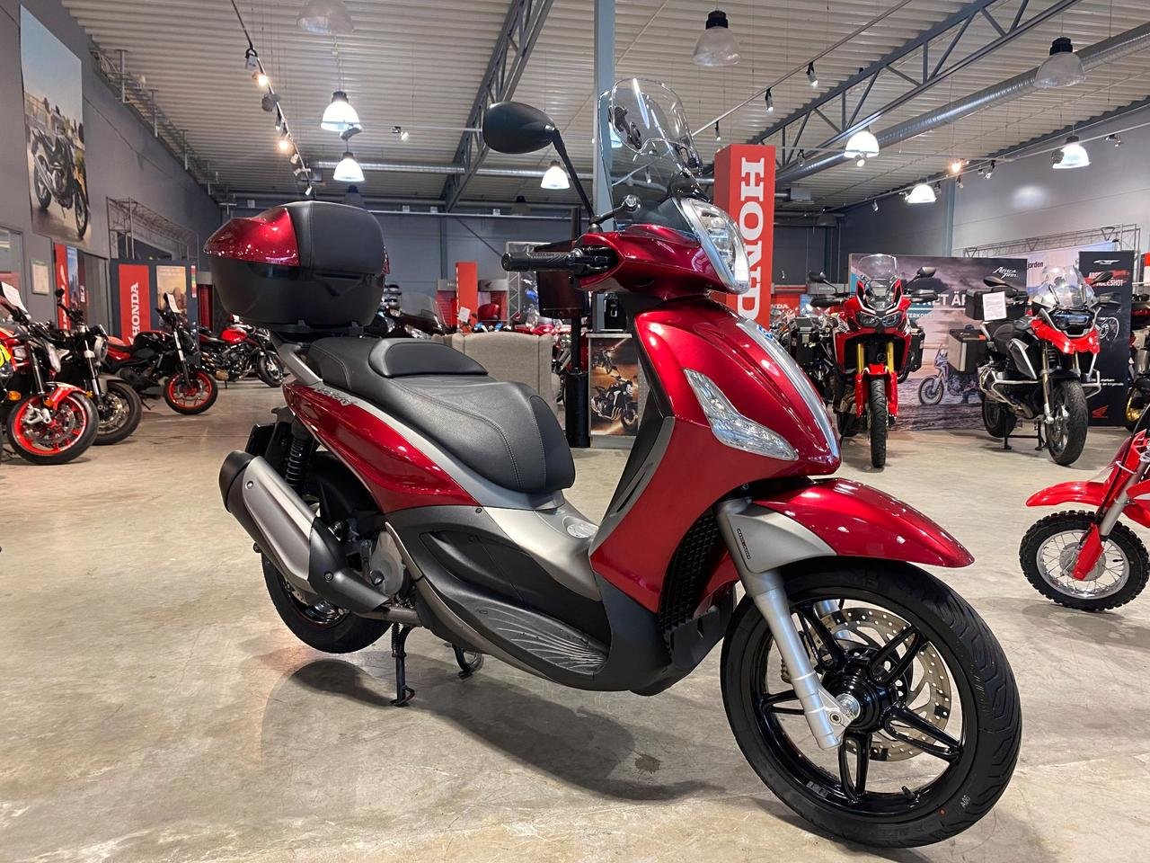 mcparken  Piaggio Beverly 350 ABS/ASR #Endast 490mil# • 2014