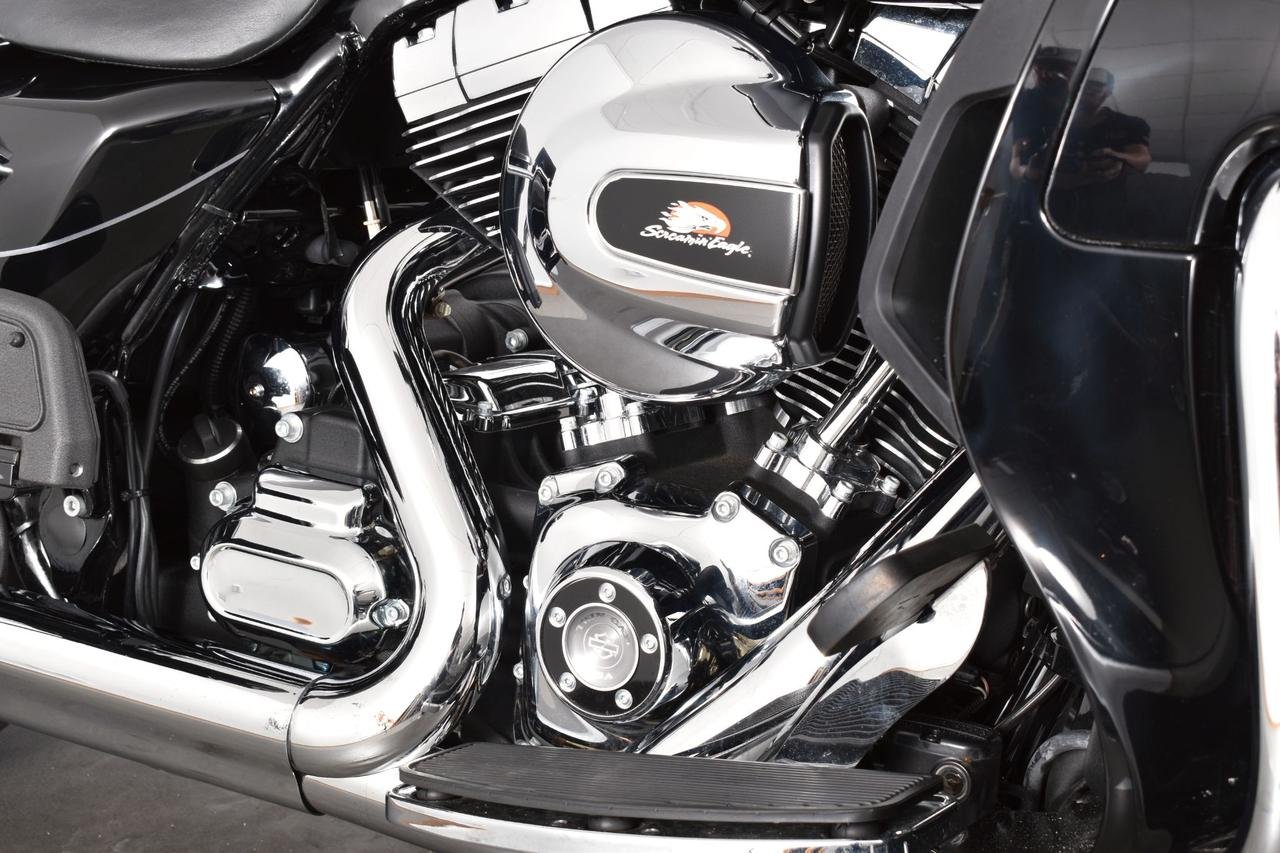 Harley-Davidson 2013 FLHTK Electra Glide Ultra Limited - Série 33 - Ma -  Machine Cult